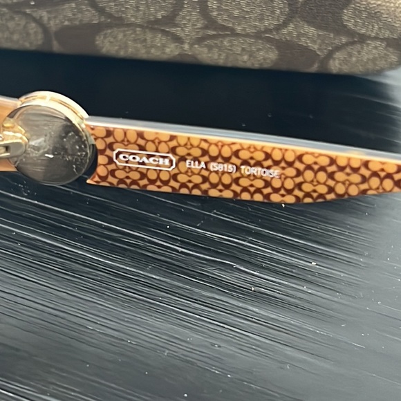 Coach Sunglasses with Case and Switchable Side Pieces - Picture 3 of 9